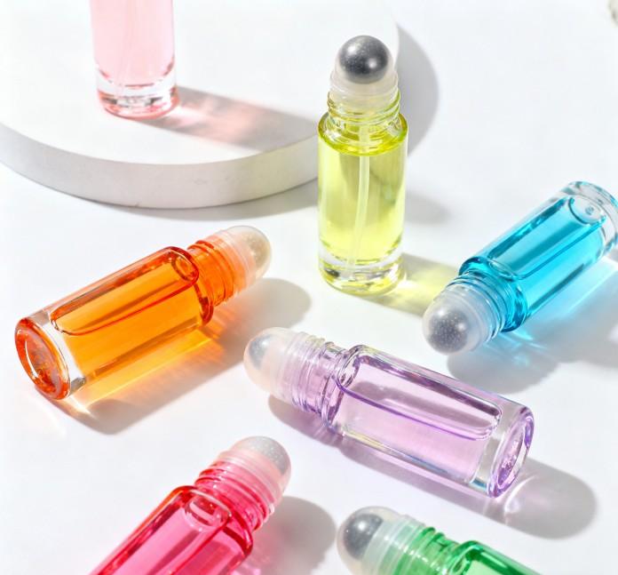 Why fluid viscosity and ball-seat tolerances determine roller bottle reliability - essential oil packaging（images 1）