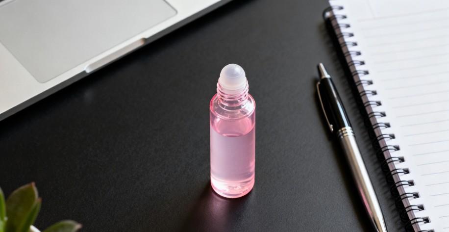 Why fluid viscosity and ball-seat tolerances determine roller bottle reliability - Fluid Dynamics in Packaging（images 2）