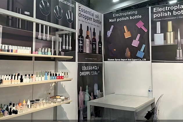 About Us（images 22）